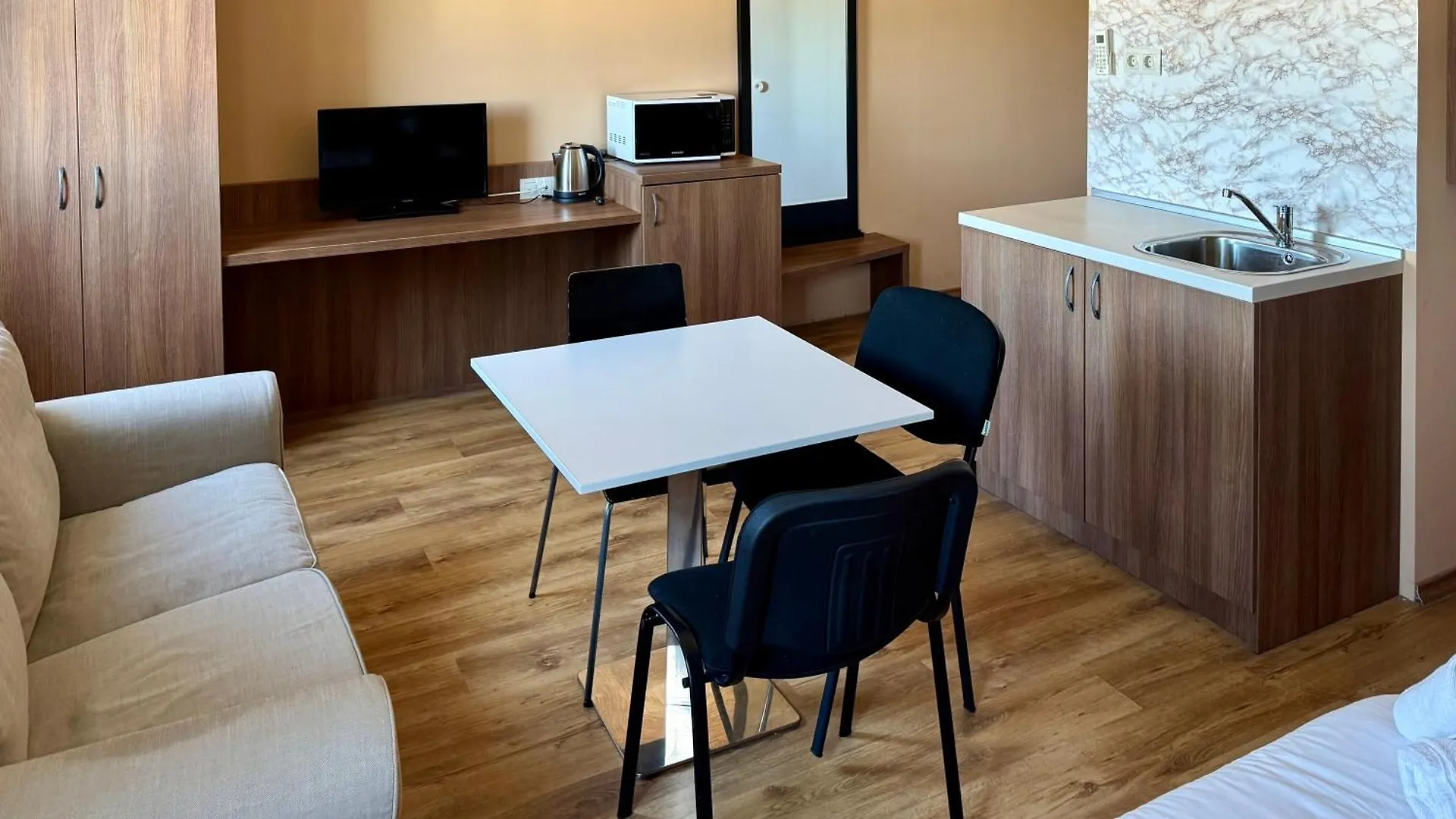 Apartment Sofia Airport Airport Shuttle And Parking